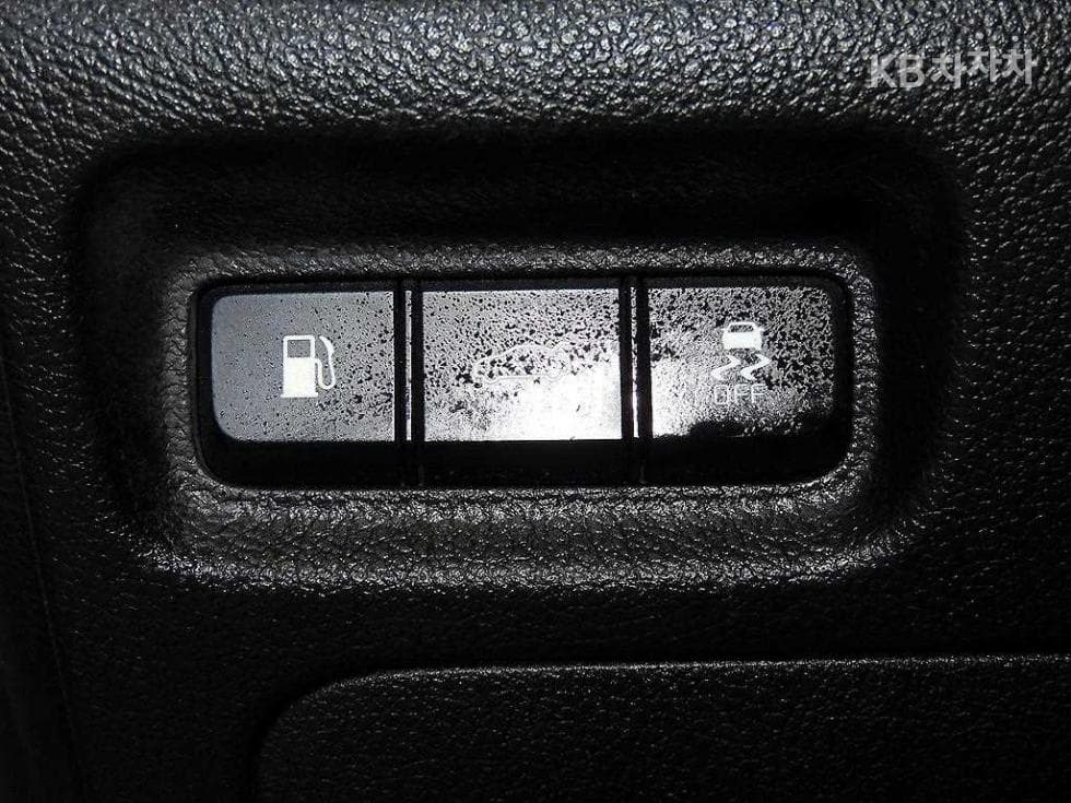 Kia K5 Second generation2.0 Gasoline MX Noblesse - 14