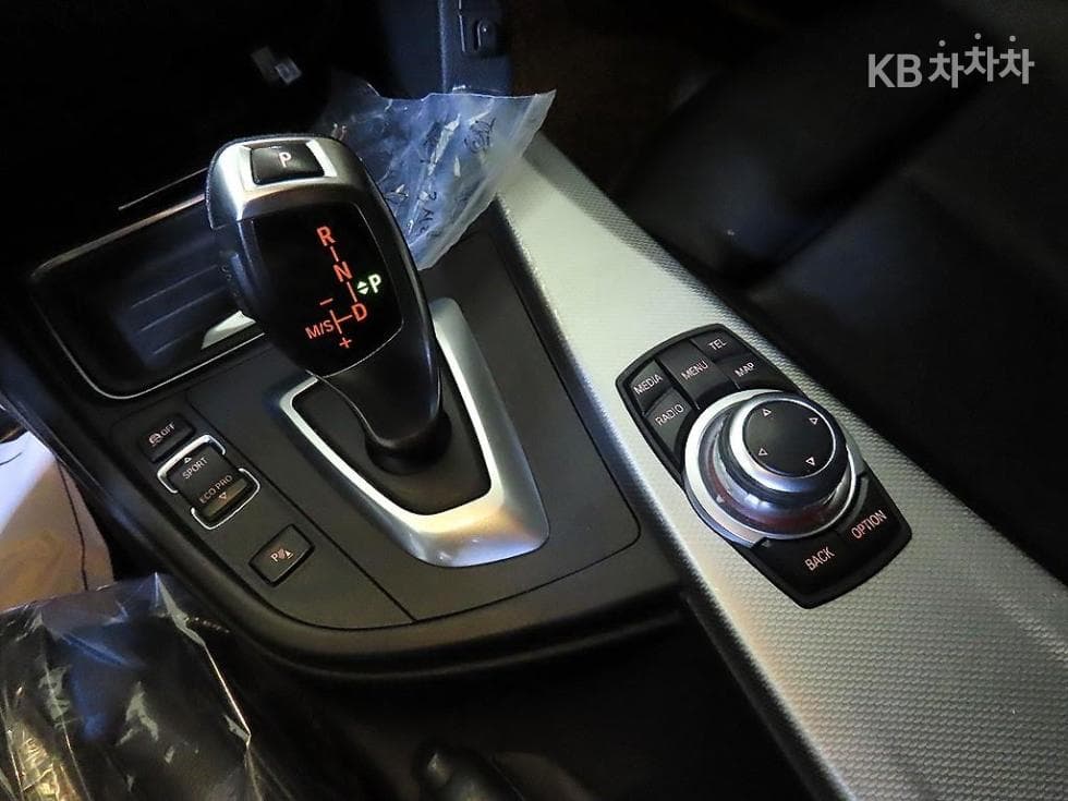 BMW New3 Series320d 투어링 F31 - 12