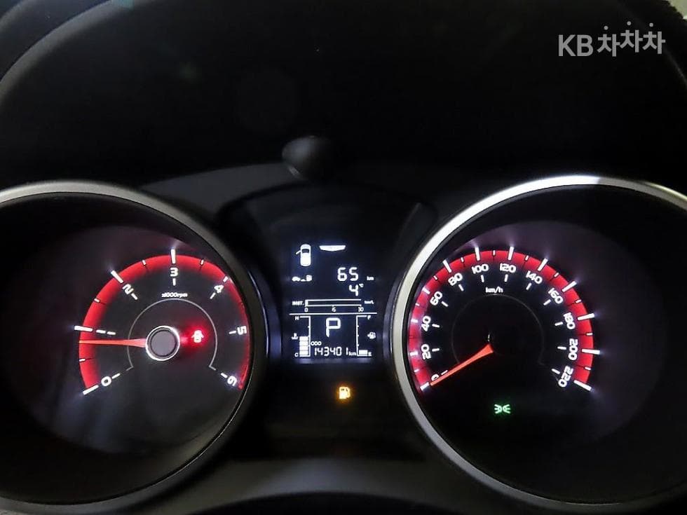 KG Mobility Tivoli Air2WD IX Plus 패키지 - 9