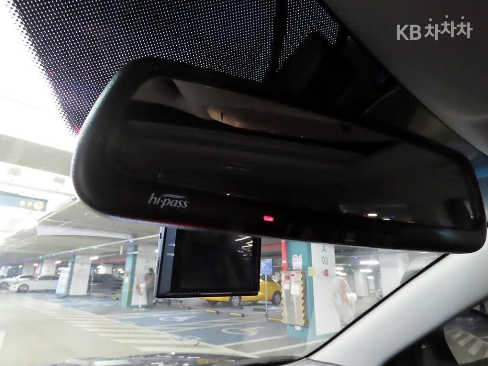 KG Mobility Tivoli Air2WD IX Plus 패키지 - 15