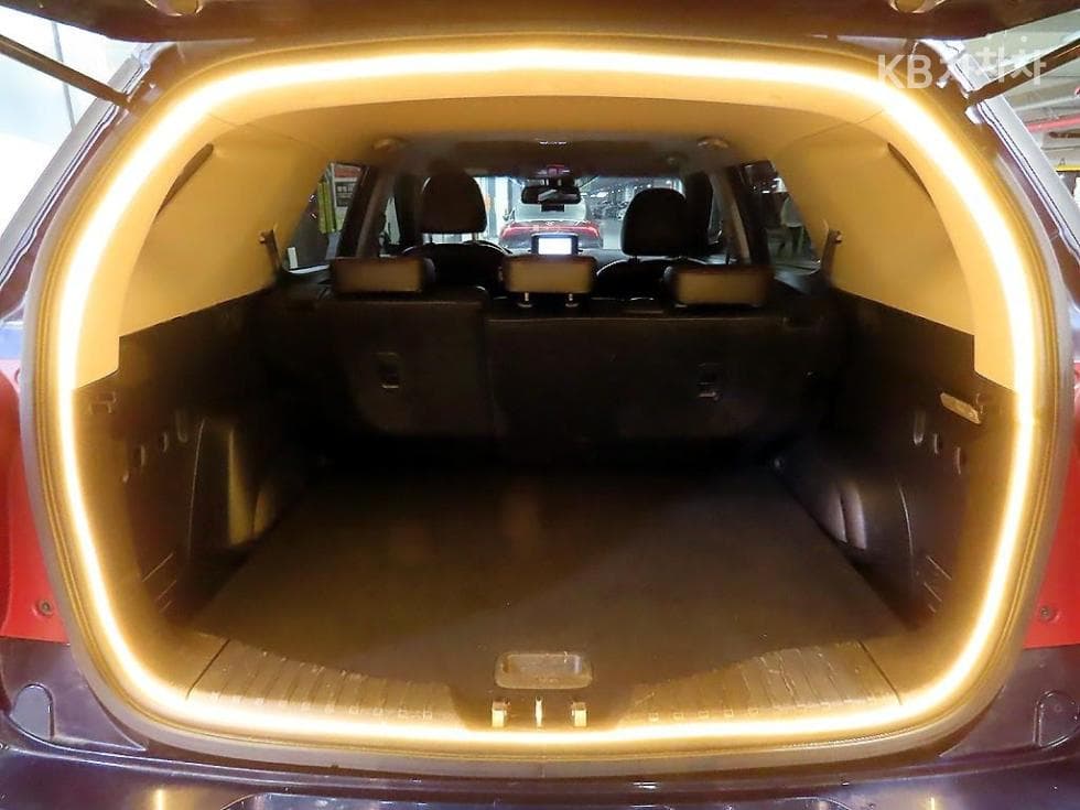 KG Mobility Tivoli Air2WD IX Plus 패키지 - 18