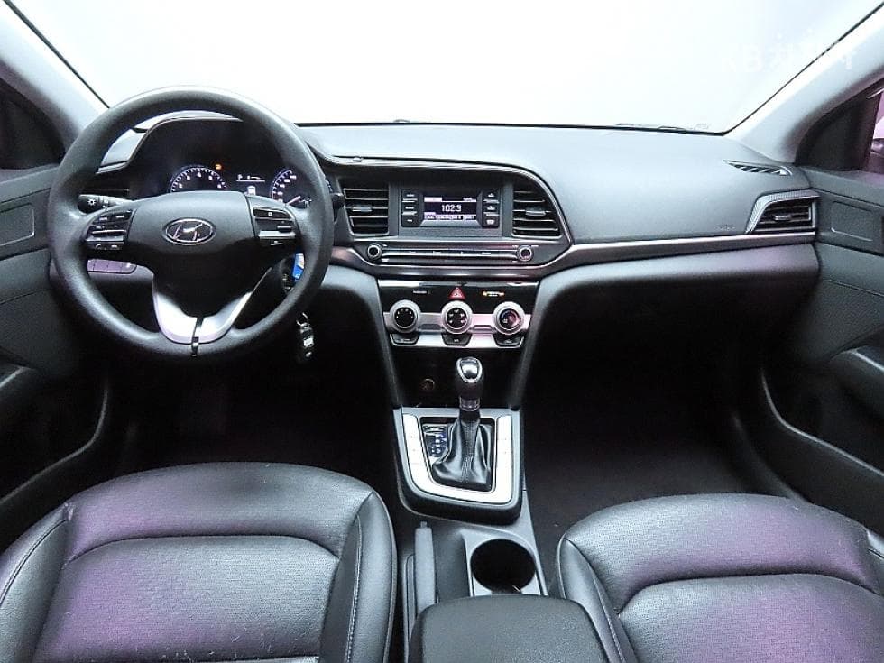 Хюндай The New (фейслифт) Avante (Elantra) ADSmartstream G1.6 Стил - 6