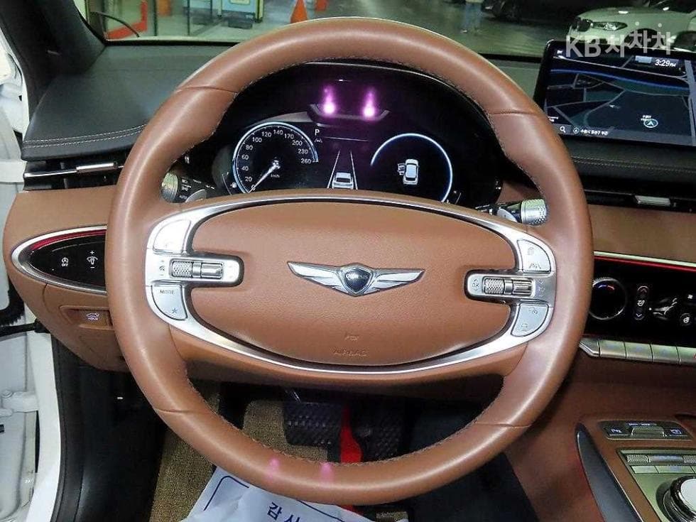 Дженезис GV70Бензин 2.5T 2WD - 8