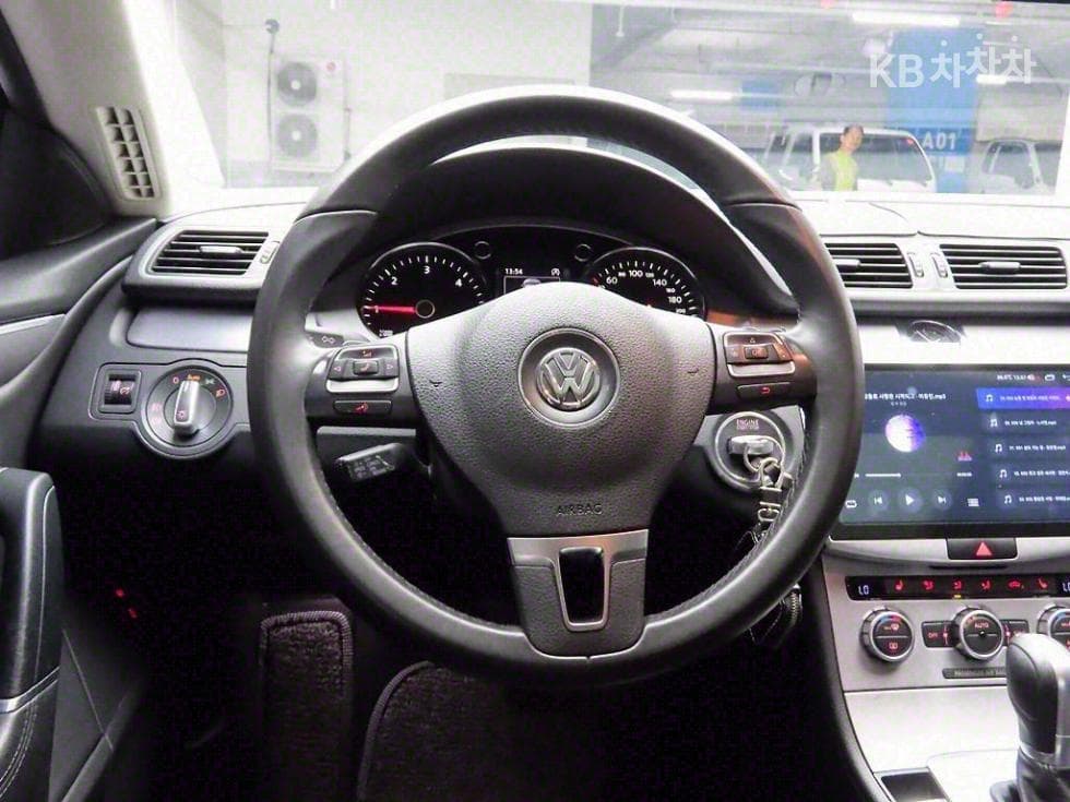 Volkswagen New CC2.0 Turbo Diesel Injection BlueMotion R-라Seater - 7