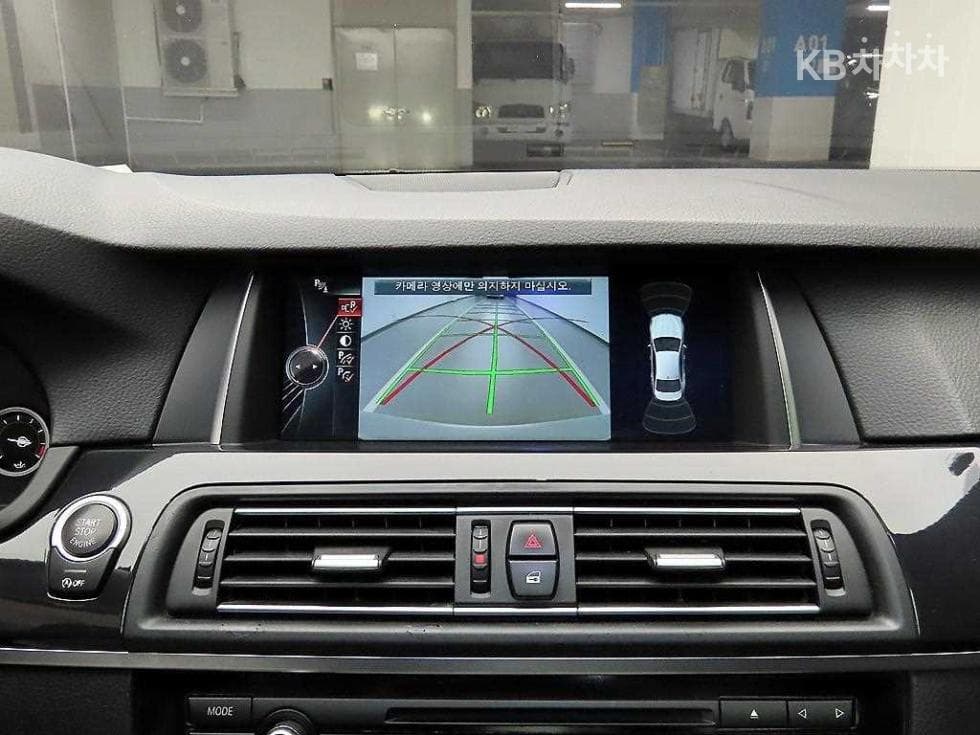 BMW New5 Series520d F10 - 16
