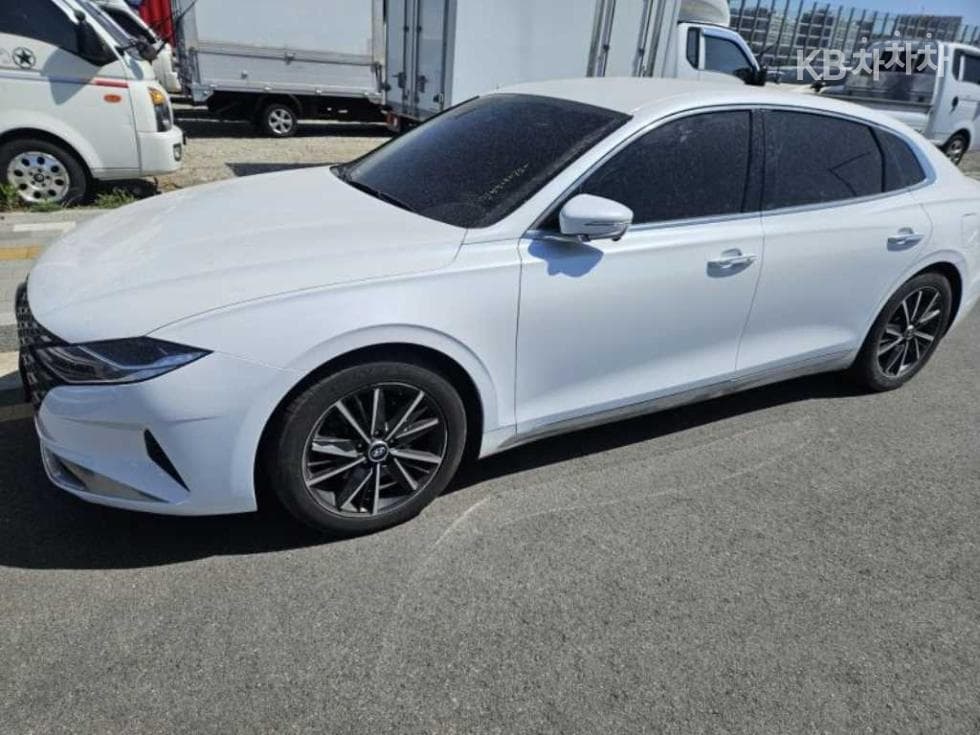 Hyundai The New (facelift) Grandeur (Azera) LPi 3.0 Exclusive - Image 1