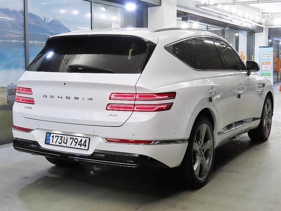 Genesis GV803.0 Diesel AWD - 4