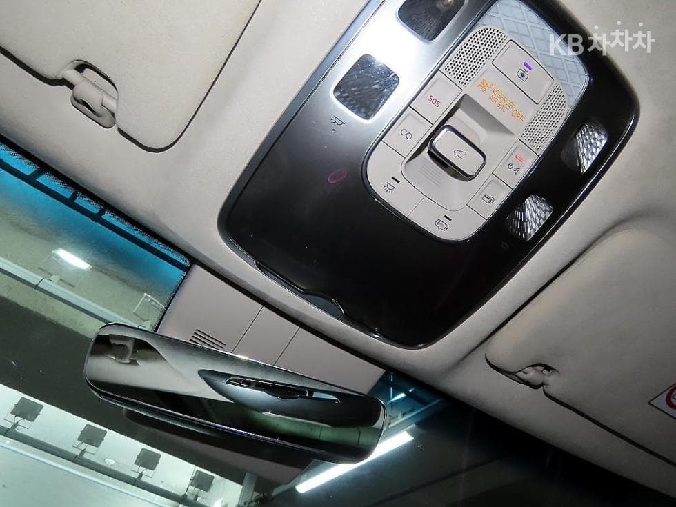 Genesis GV803.0 Diesel AWD - 13