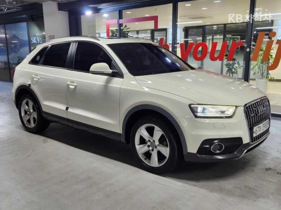 Audi Q3 2.0 Turbo Diesel Injection 콰트로 오Pro드 - Image 1