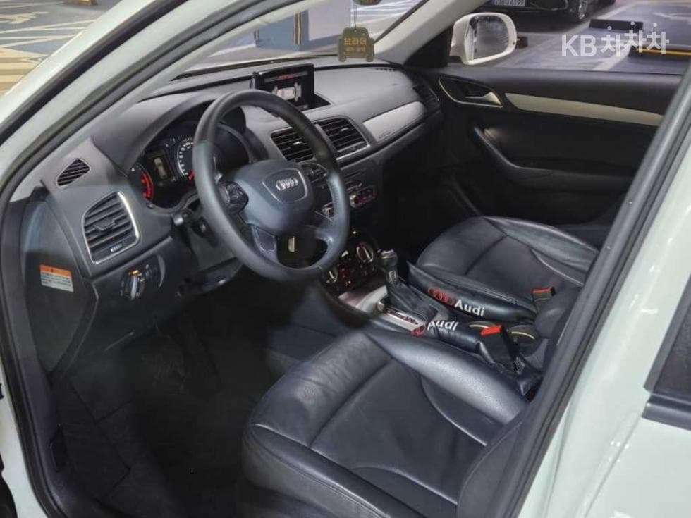 Audi Q32.0 Turbo Diesel Injection 콰트로 오Pro드 - 7