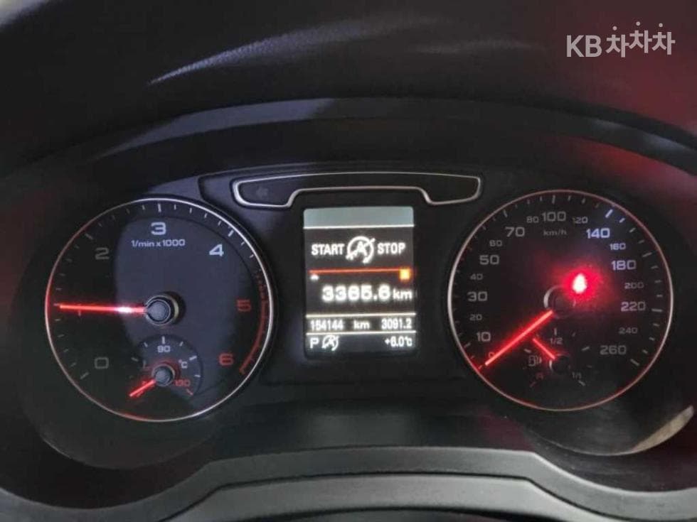 Audi Q32.0 Turbo Diesel Injection 콰트로 오Pro드 - 10