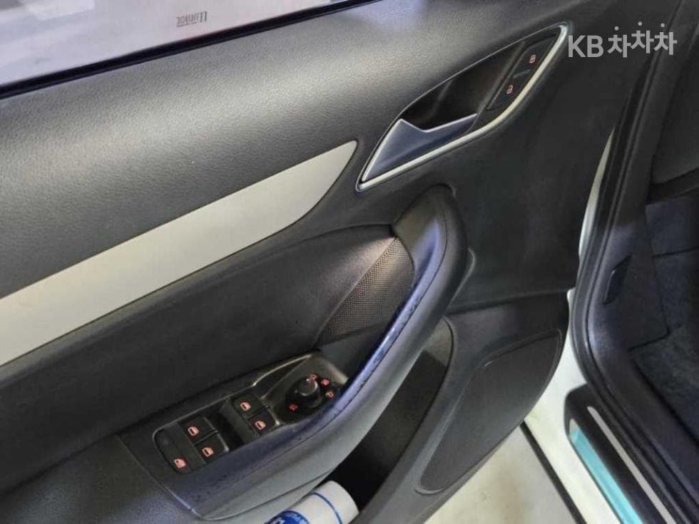 Audi Q32.0 Turbo Diesel Injection 콰트로 오Pro드 - 13