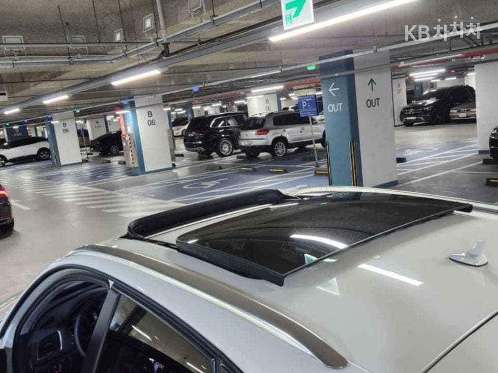 Audi Q32.0 Turbo Diesel Injection 콰트로 오Pro드 - 16