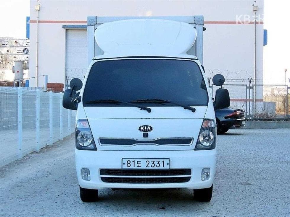 Kia Bongo 3 (light truck)1 Ton Box Truck Extra Long Plus형 King Cab Luxury - 3