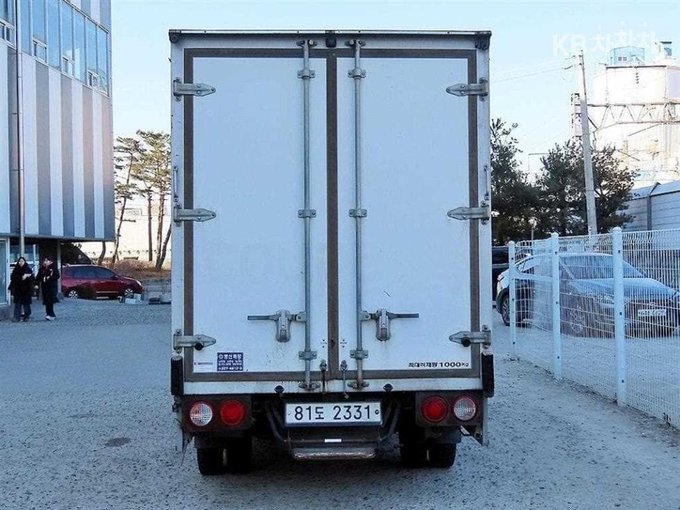 Kia Bongo 3 (light truck)1 Ton Box Truck Extra Long Plus형 King Cab Luxury - 4