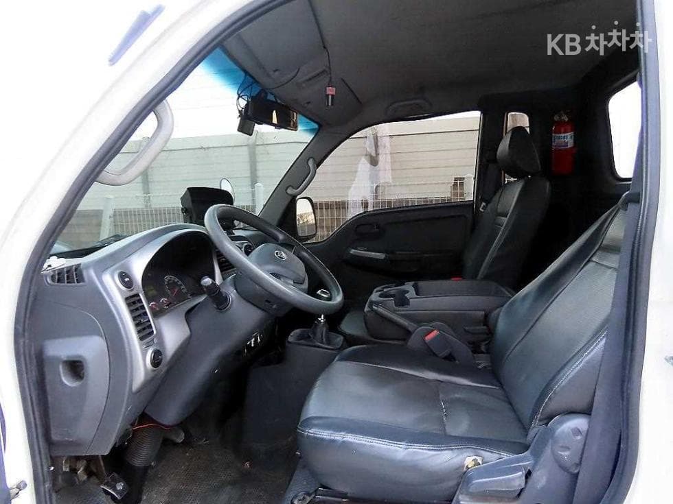 Kia Bongo 3 (light truck)1 Ton Box Truck Extra Long Plus형 King Cab Luxury - 7