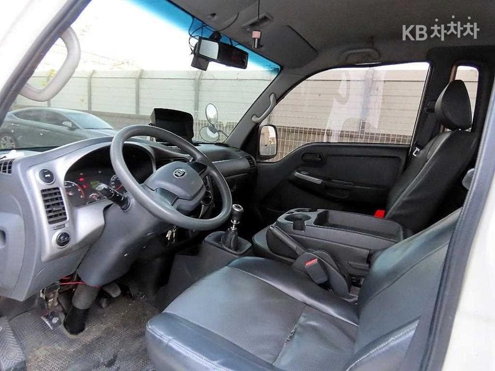 Kia Bongo 3 (light truck)1 Ton Box Truck Extra Long Plus형 King Cab Luxury - 8
