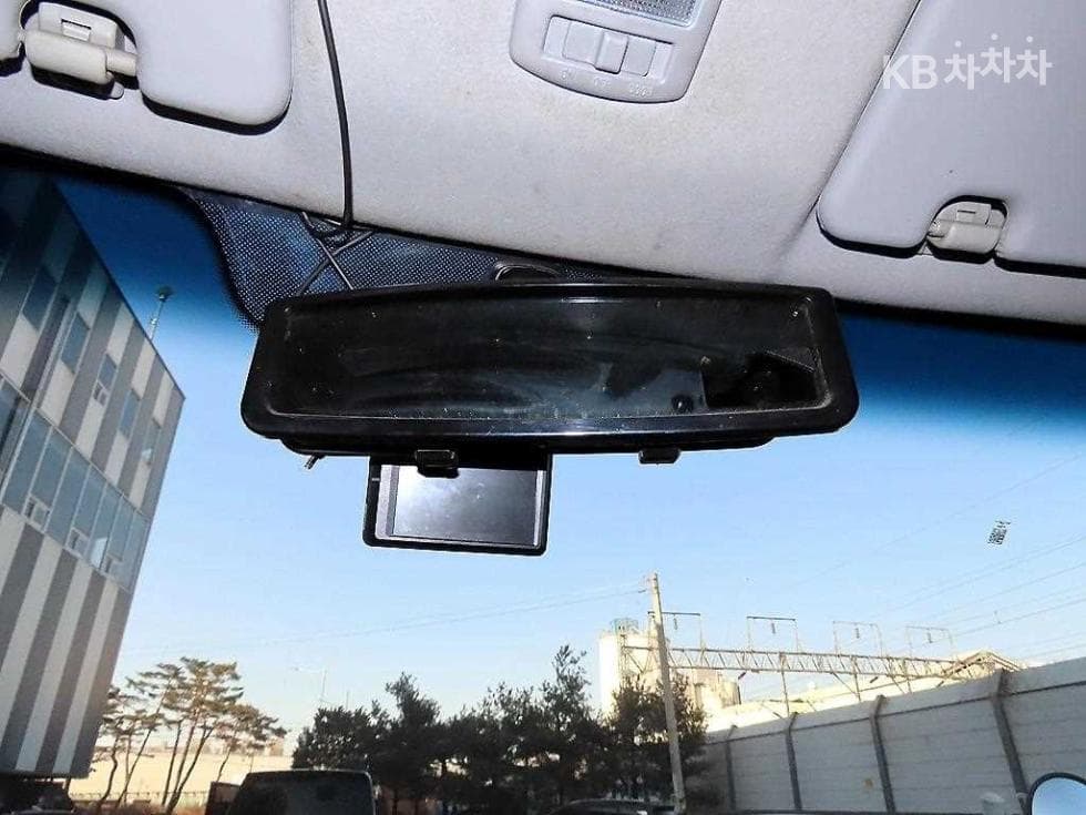 Kia Bongo 3 (light truck)1 Ton Box Truck Extra Long Plus형 King Cab Luxury - 16