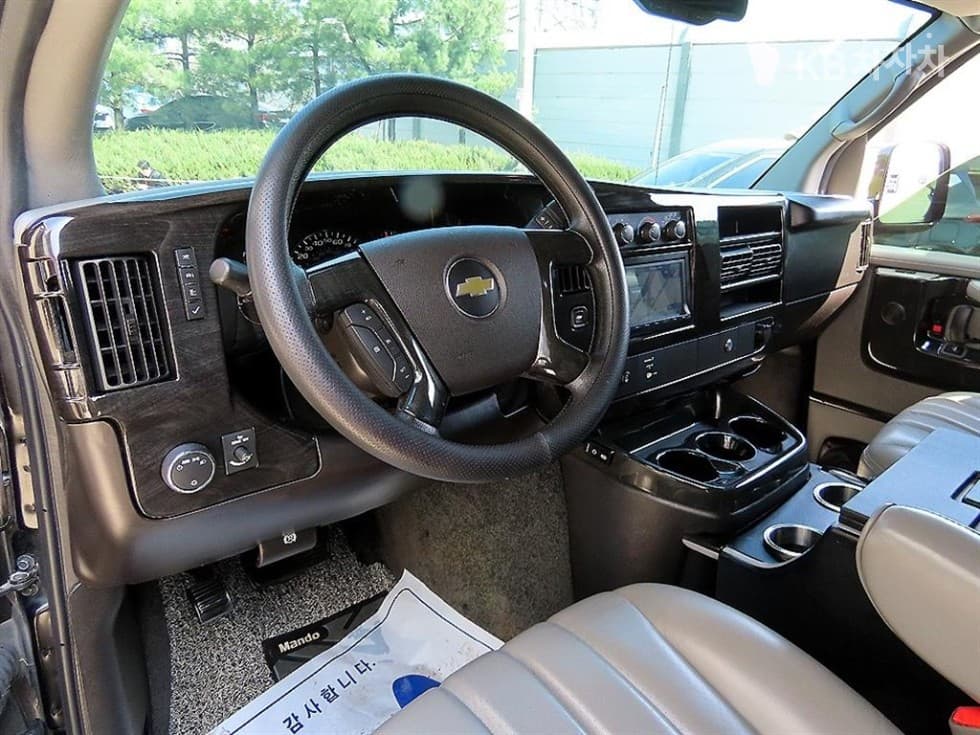 Chevrolet 익스프레스Van6.0 - 9