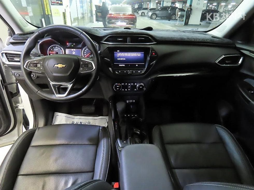 GM Korea Trailblazer1.35 Gasoline 2WD Premier - 10