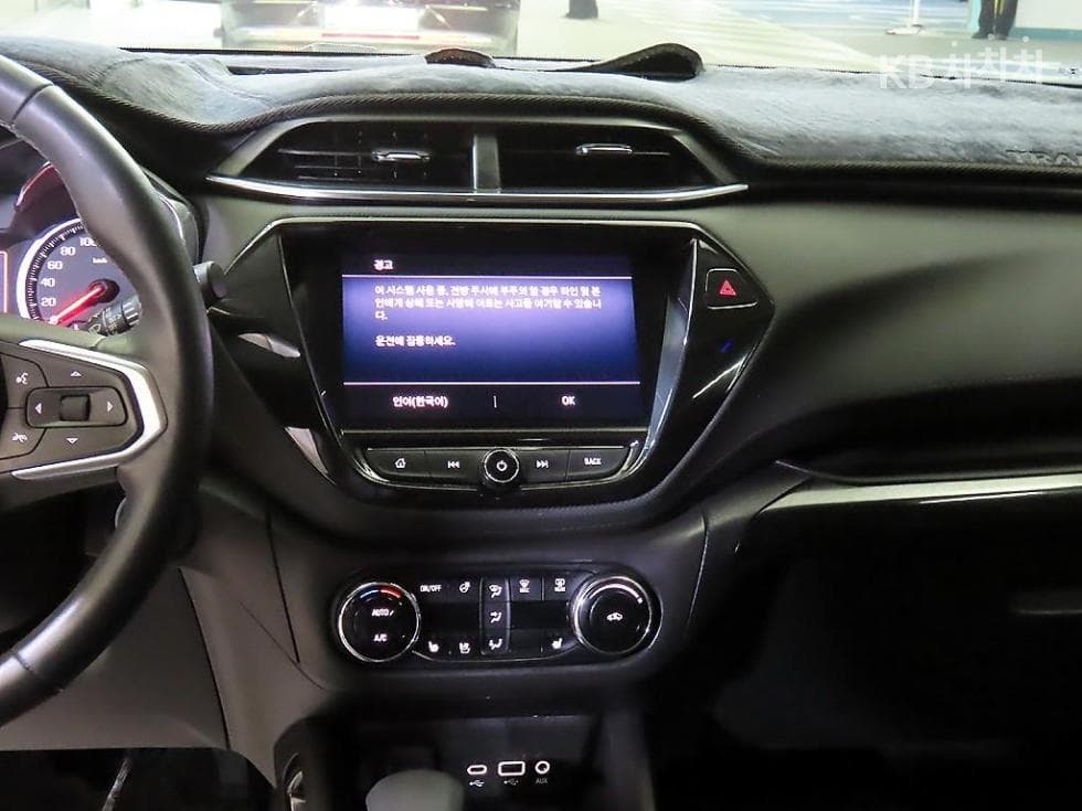 GM Korea Trailblazer1.35 Gasoline 2WD Premier - 11