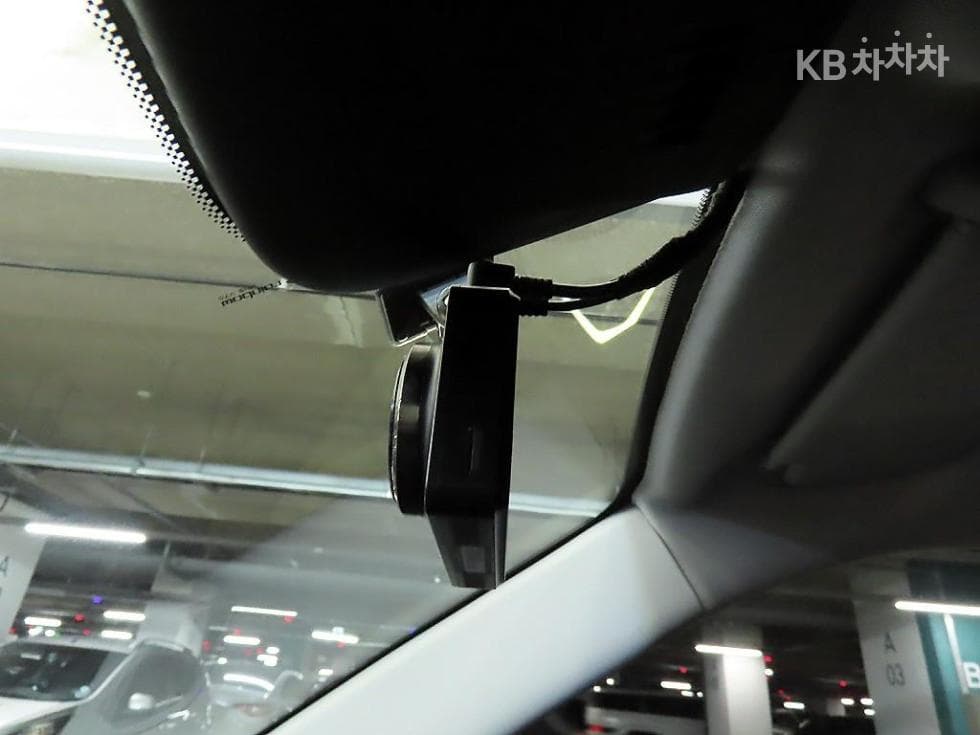GM Korea Trailblazer1.35 Gasoline 2WD Premier - 14