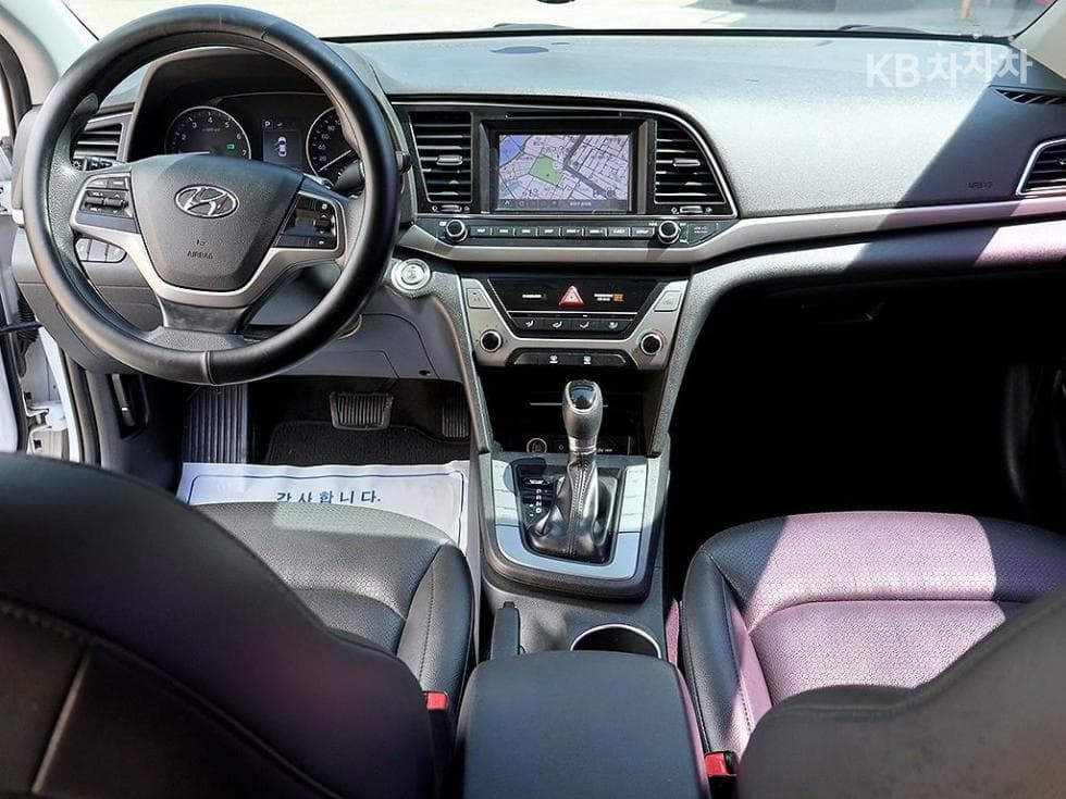Хюндай Avante (Elantra)AD1.6 GDi Value Plus - 5