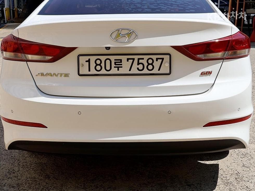 Хюндай Avante (Elantra)AD1.6 GDi Value Plus - 18