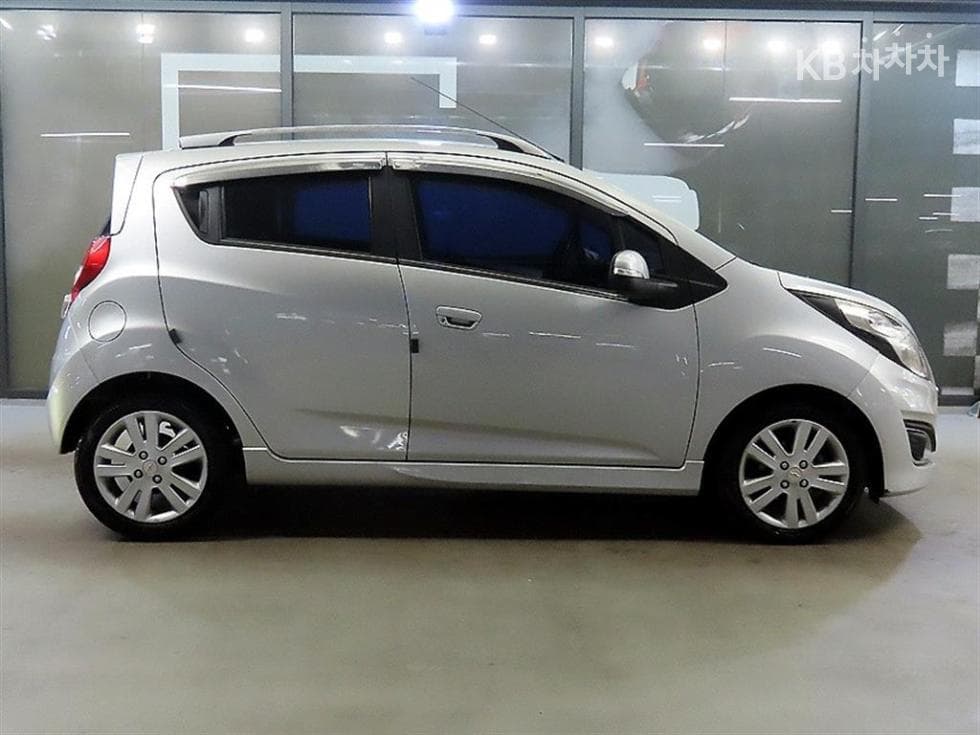 GM Korea Chevrolet SparkLT Standard - 3