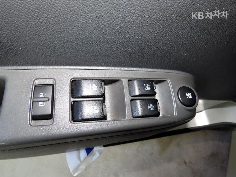 GM Korea Chevrolet SparkLT Standard - 13