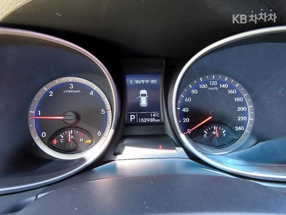 Hyundai Santa Fe DMHyundai R-engine 2.0 diesel 2WD PREMIUM Standard - 9