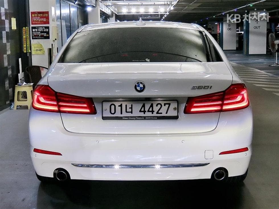 BMW 올New5 Series (G30)520i Luxury - 5