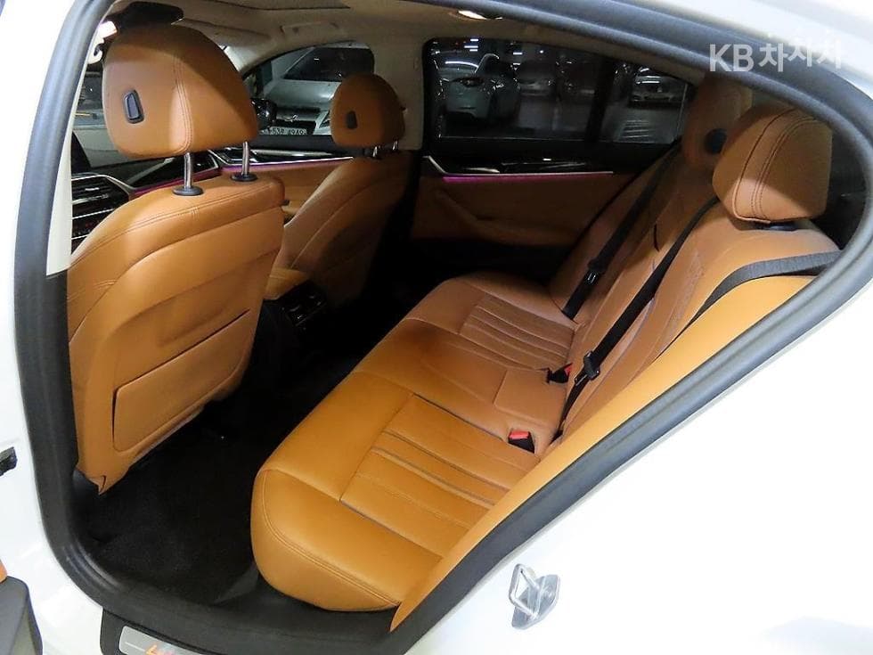 BMW 올New5 Series (G30)520i Luxury - 7