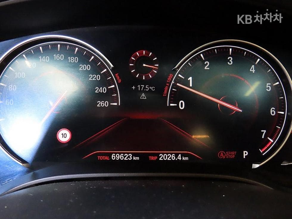 BMW 올New5 Series (G30)520i Luxury - 9