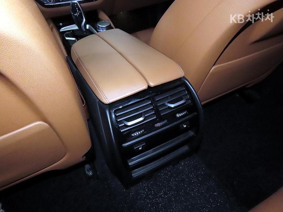 BMW 올New5 Series (G30)520i Luxury - 15
