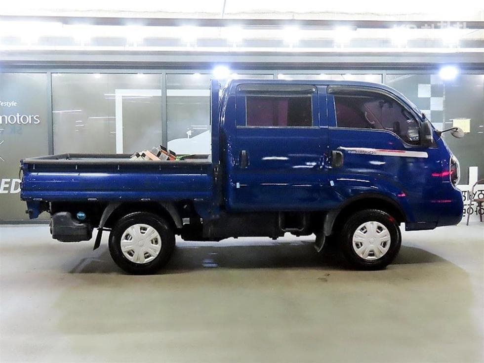 Kia The New (facelift) Bongo 3 (light truck)1 Ton Double Cab 장축 4WD GL - 3