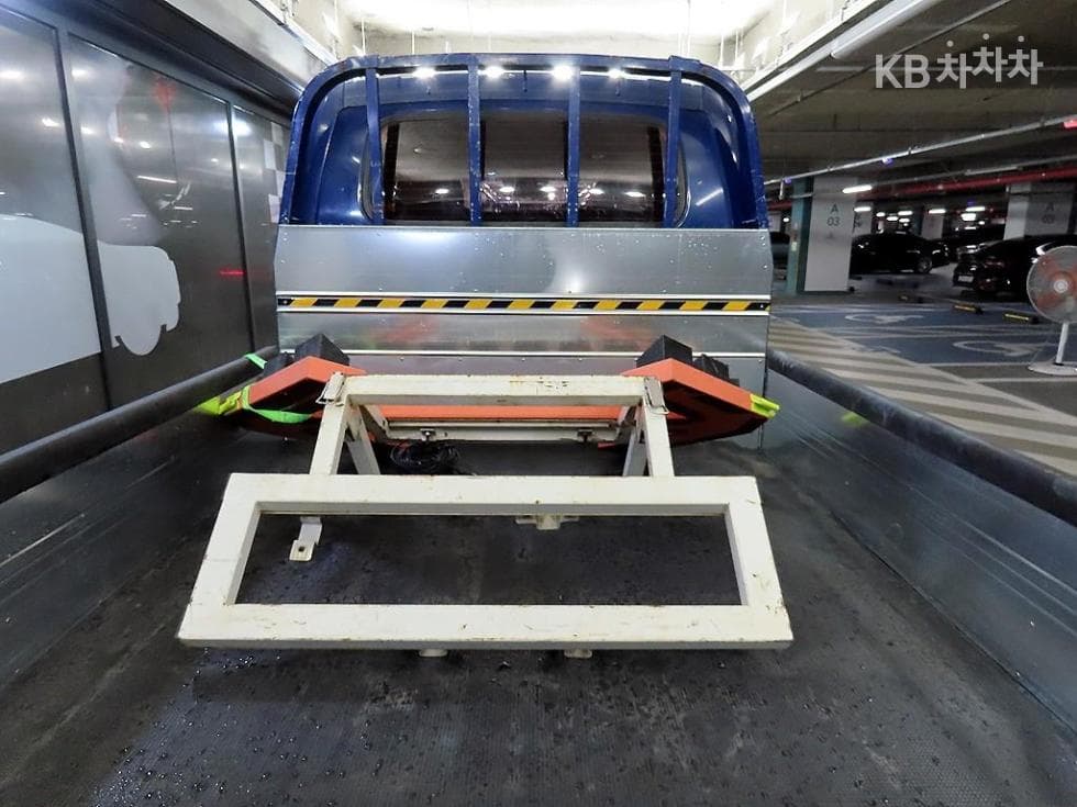 Kia The New (facelift) Bongo 3 (light truck)1 Ton Double Cab 장축 4WD GL - 6