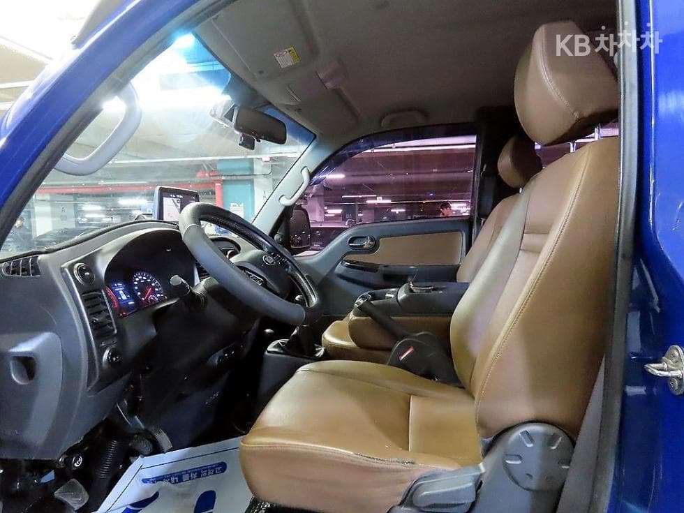 Kia The New (facelift) Bongo 3 (light truck)1 Ton Double Cab 장축 4WD GL - 7