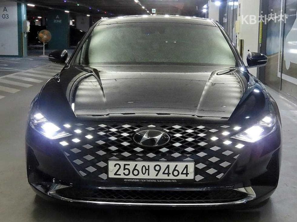 Hyundai The New (facelift) Grandeur (Azera)2.5 Premium 초이스 - 2