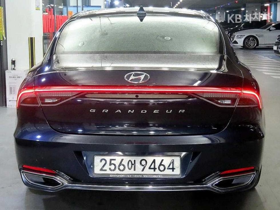 Hyundai The New (facelift) Grandeur (Azera)2.5 Premium 초이스 - 5