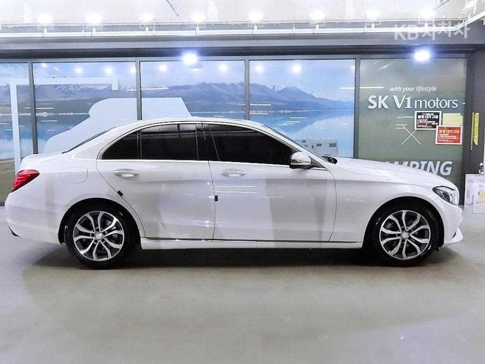 Mercedes-Benz The New (facelift) C-ClassC220d Avantgarde W205 - 4
