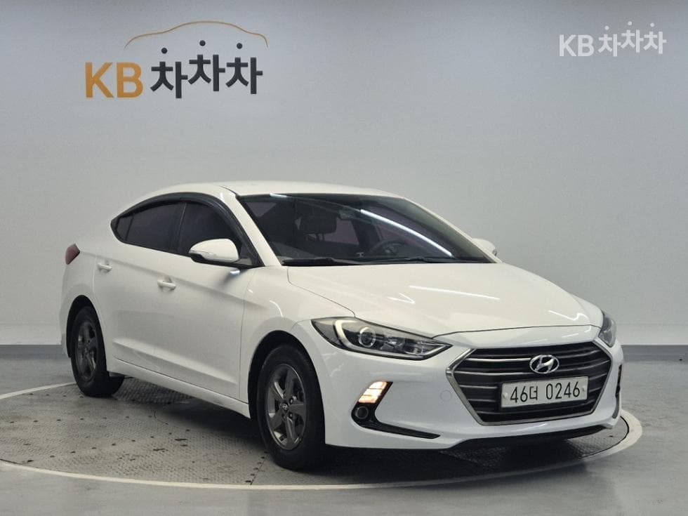 Хюндай Avante (Elantra)AD1.6 GDi Стил - 4