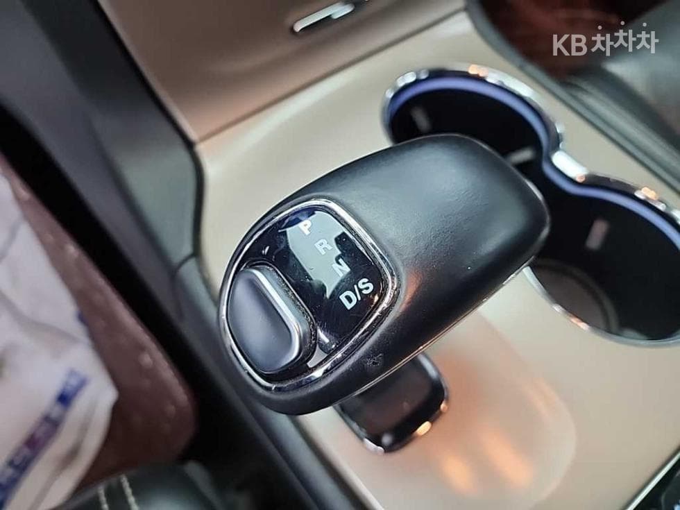지프 그랜드 체로키Нов 3.0 CRD Лимитиран - 8