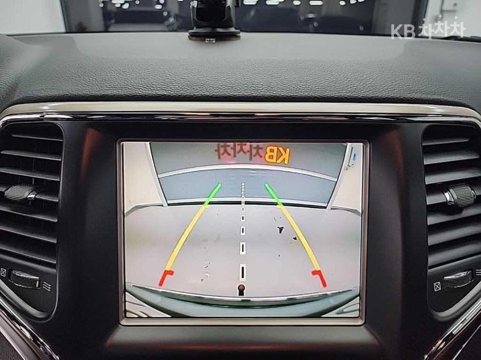 지프 그랜드 체로키Нов 3.0 CRD Лимитиран - 16