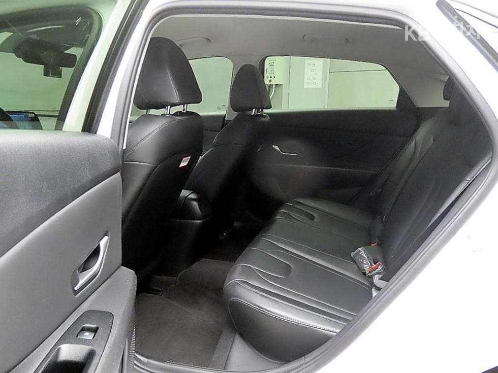 Hyundai All New Avante (Elantra)(CN7)1.6 Gasoline Smart - 6