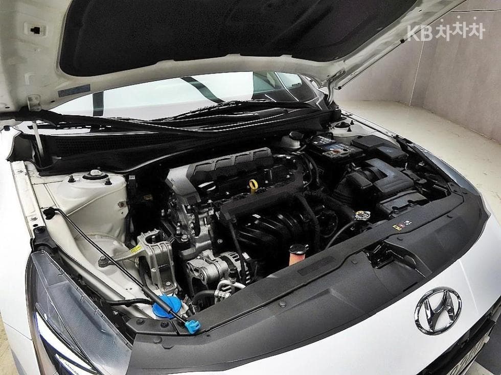 Hyundai All New Avante (Elantra)(CN7)1.6 Gasoline Smart - 19