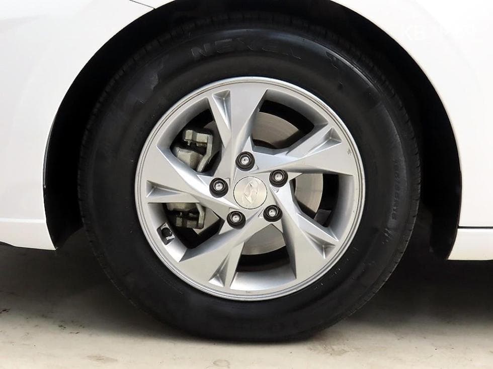 Hyundai All New Avante (Elantra)(CN7)1.6 Gasoline Smart - 20