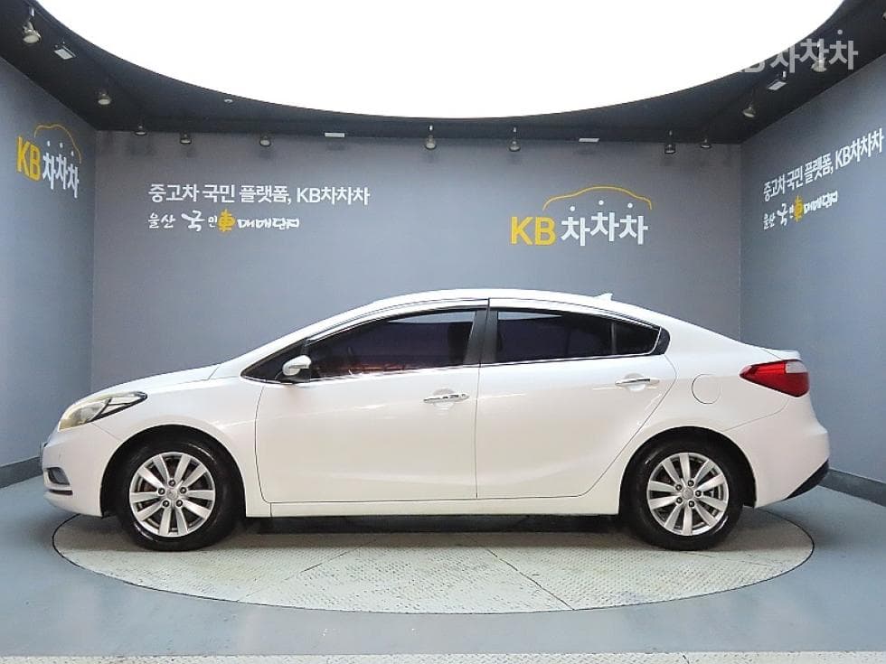 Kia K3Prestige - 5