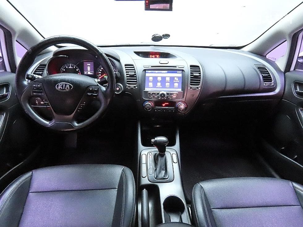 Kia K3Prestige - 6