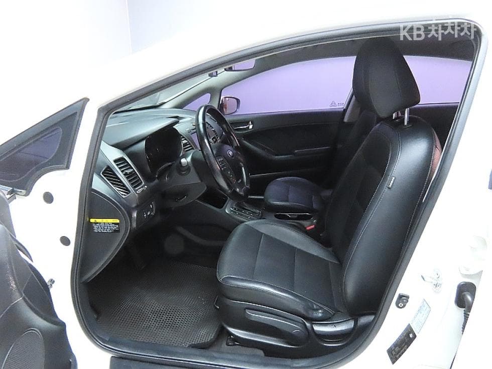 Kia K3Prestige - 10